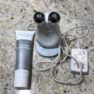 NU FACE tone lift contour